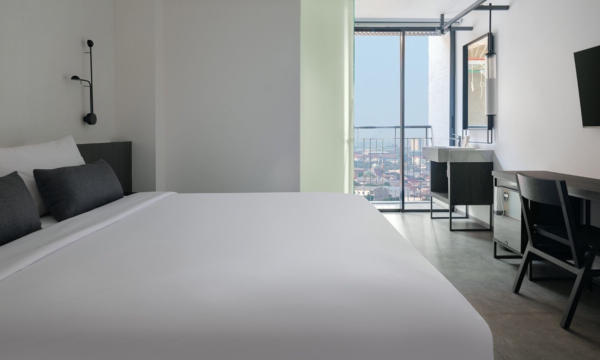 Semarang Hotel | REZ Hotel Semarang