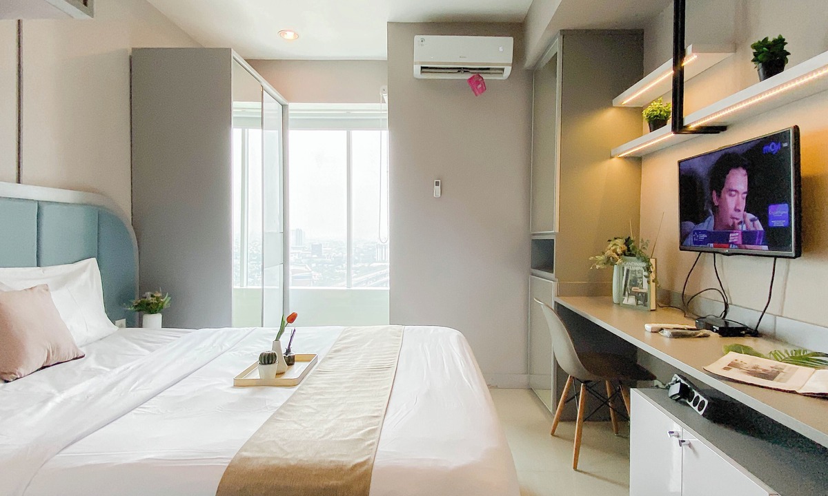 Pekayon Jaya Apartment | Restful Stay In Studio Room At Apartment Grand Kamala Lagoon