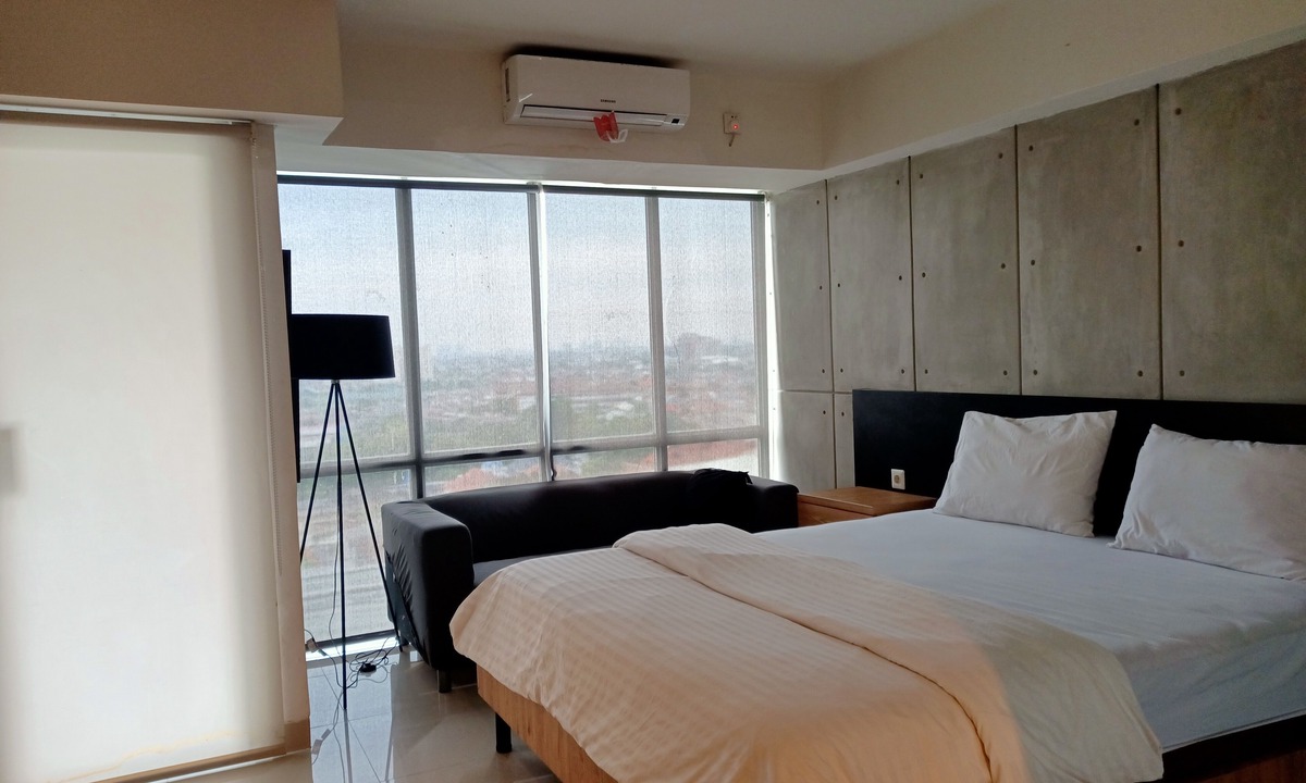 Jatinegara Apartment | Cozy The H Residence by Bonzela Property