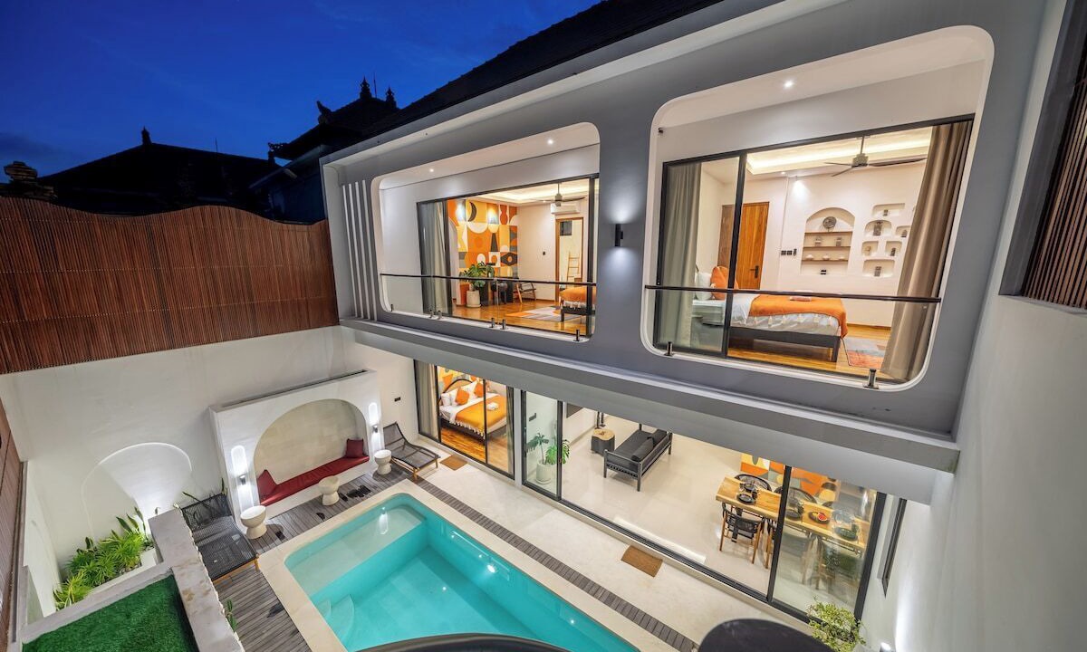 Umalas Villa | Amazing 3BR Villa in Canggu w Rooftop View+Pool