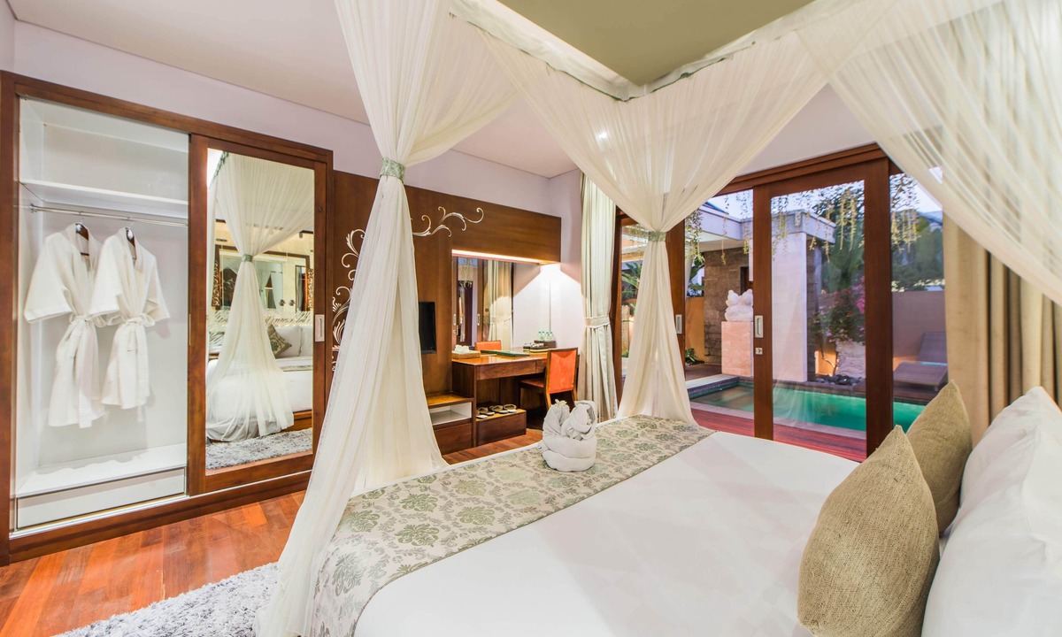 Seminyak Villa | The Kasih Villas & Spa
