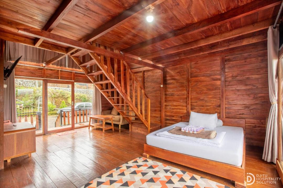 Dieng Villa | Padangsari Cabin House