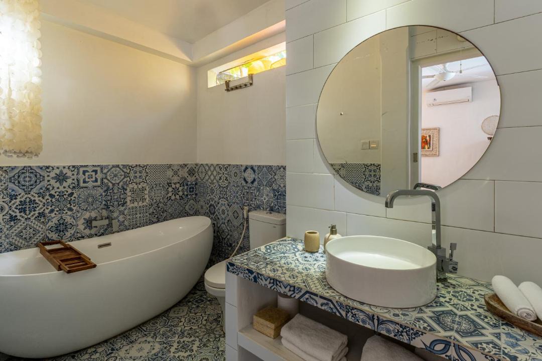 Central Seminyak Villa | Villa Elleo
