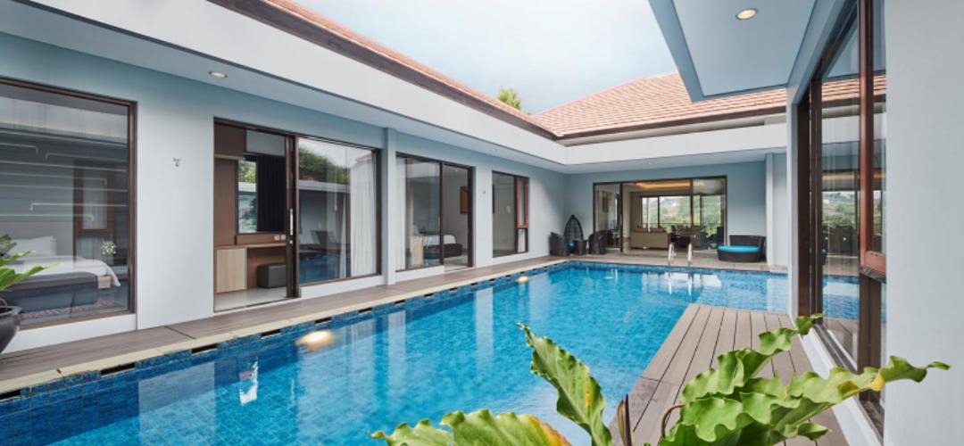 Bandung House | Kirei Mountain View Villa 7 Bedrooms With a Private Heated Swimming Pool