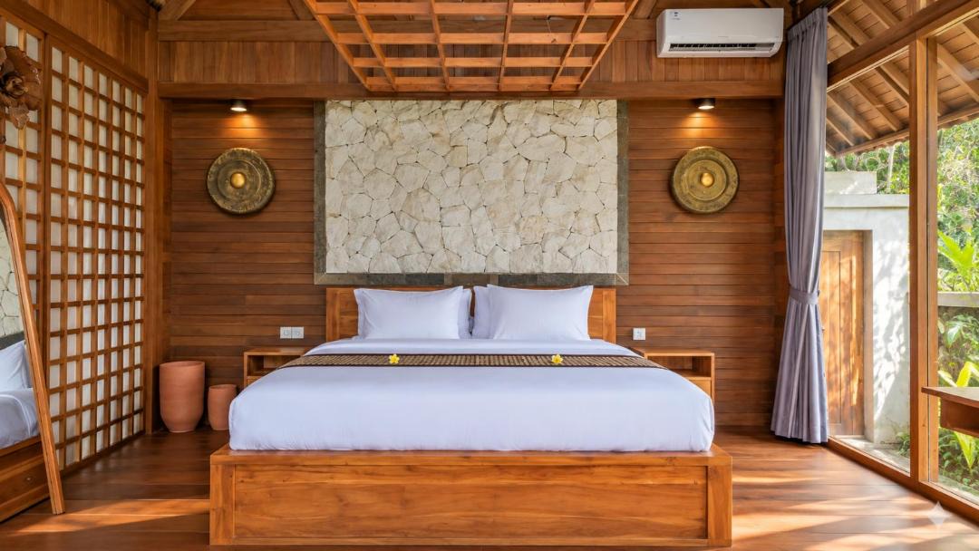 Taro Villa | Sanis House