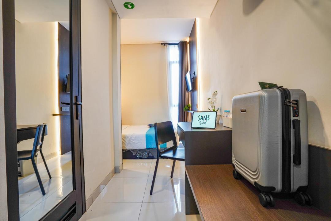 Sinduharjo Hotel | Sans Vibes Hotel Damai Yogyakarta