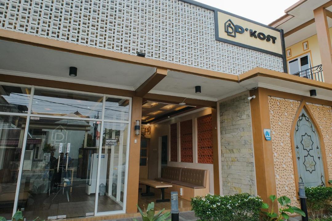 Jember House | D'Kost Syariah by Calli Rooms