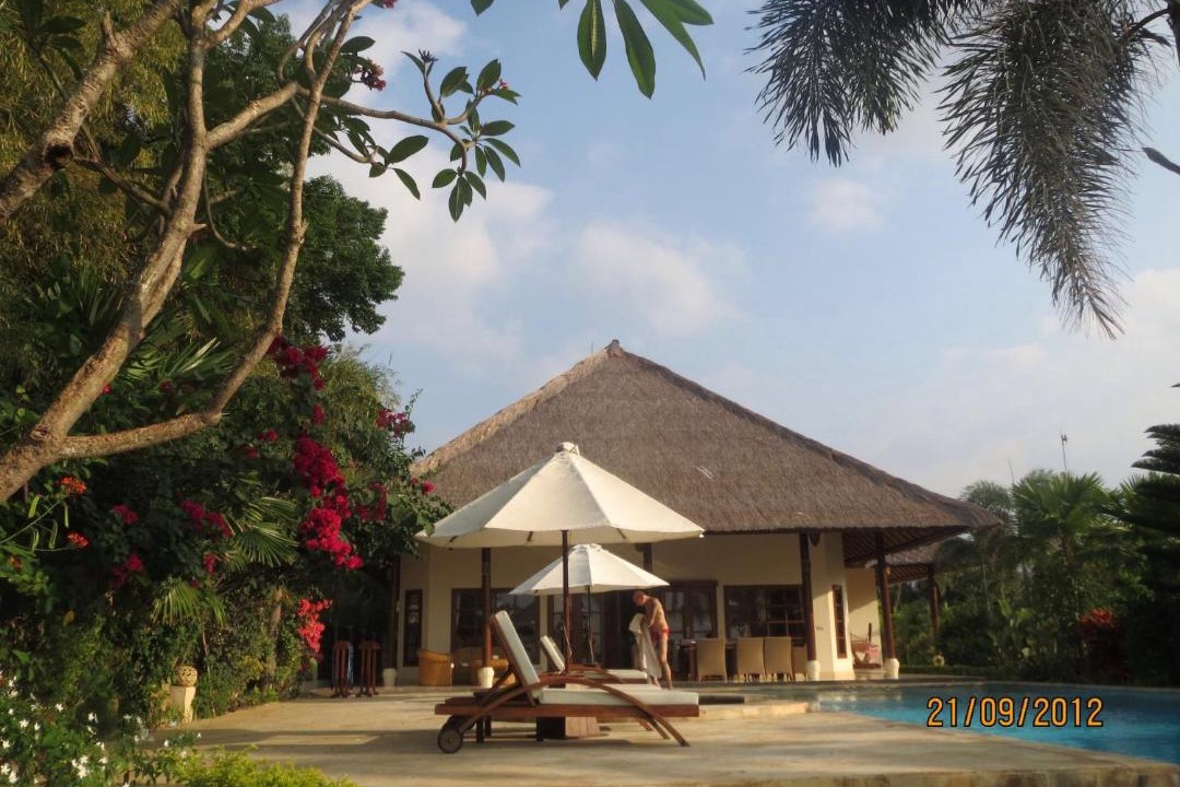 Lokapaksa Villa | Villa Nirwana en gastenverblijf & appartement