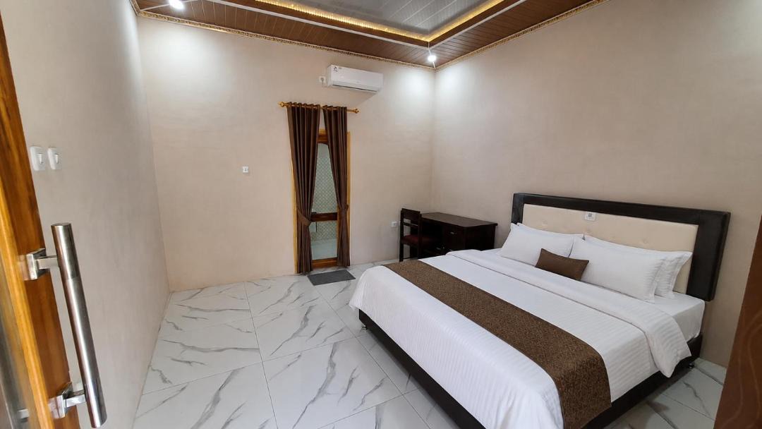 Sumbawa Barat House | Homestay Sadikin Scar Reef Beach Jelenga