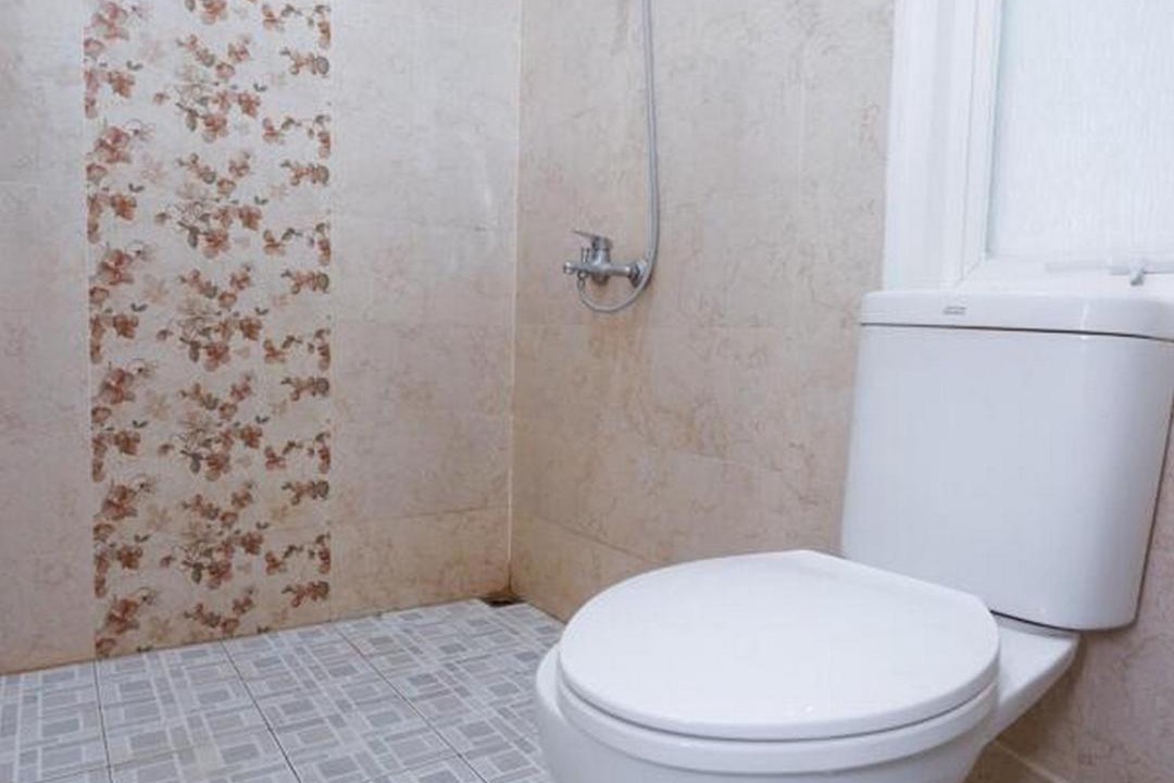 Semarang House | RedDoorz near Plaza Simpang Lima