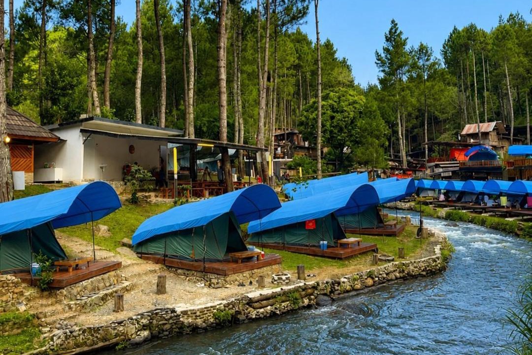 Pangalengan Hotel | Batupineus Riverside