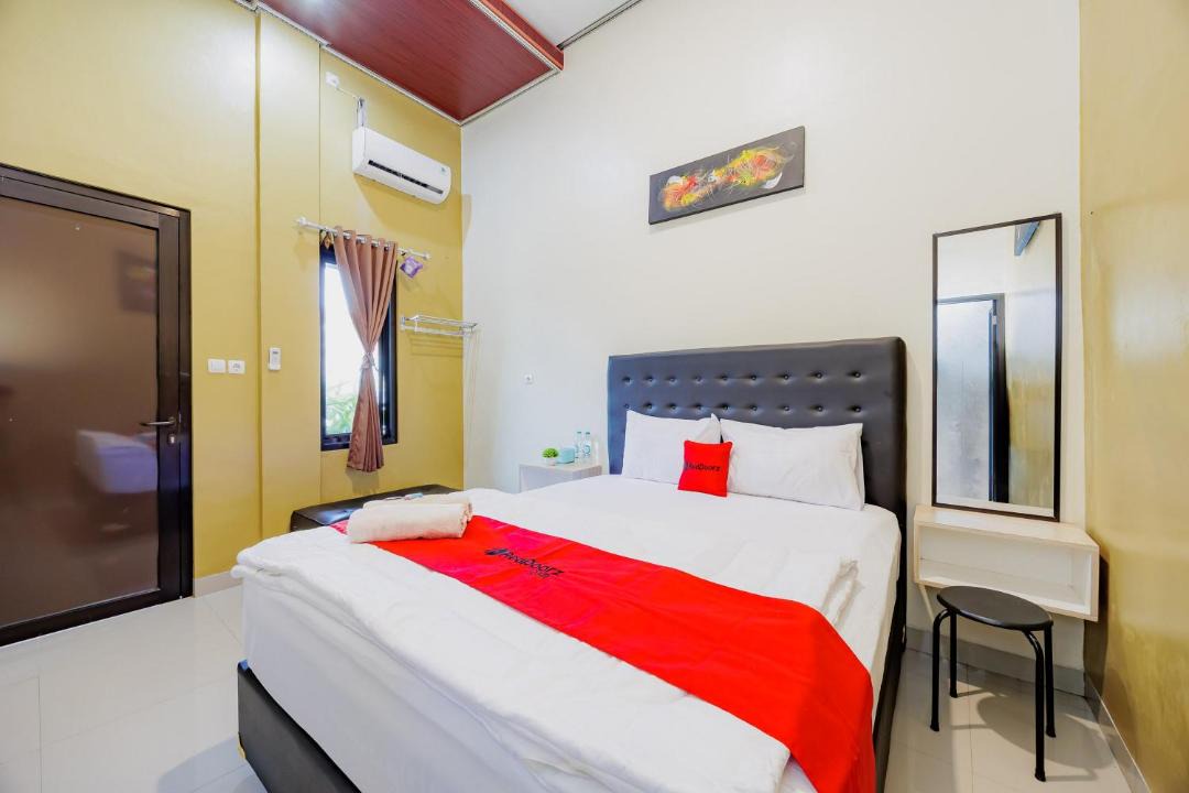Banaran Hotel | RedDoorz Near Dr Oen Solo Baru Hospital