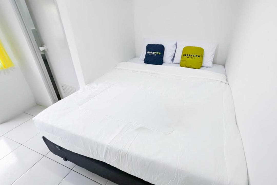 Balikpapan Hotel | Urbanview Hotel near BSCC DOME Balikpapan by RedDoorz