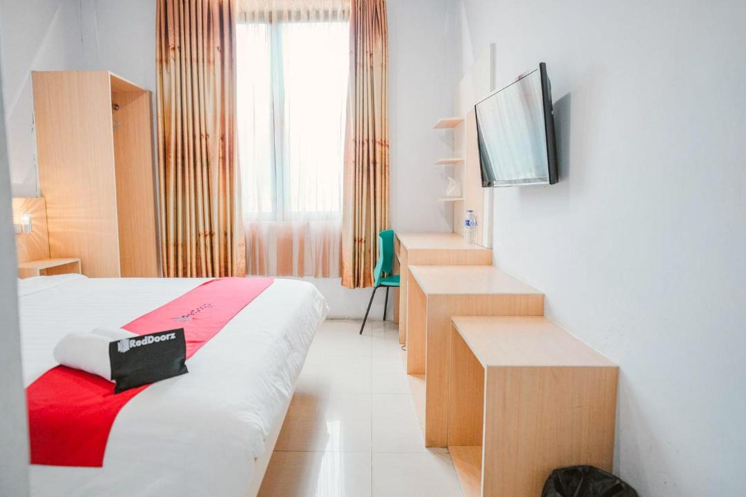 Jambi Hotel | RedDoorz Premium at Hotel T-ONE Jambi