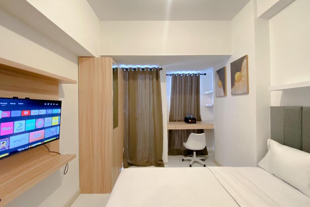 Old Jakarta Apartment | Restful and Good Deal Studio at Tokyo Riverside PIK 2 Apartment By Travelio