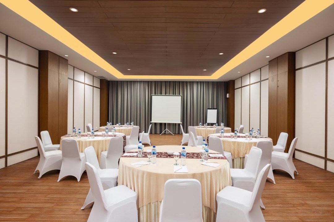 Bandung Hotel | Hotel Santika Gunungkidul