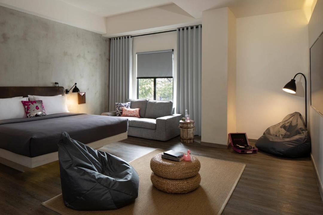 Bandung Hotel | MOXY Bandung