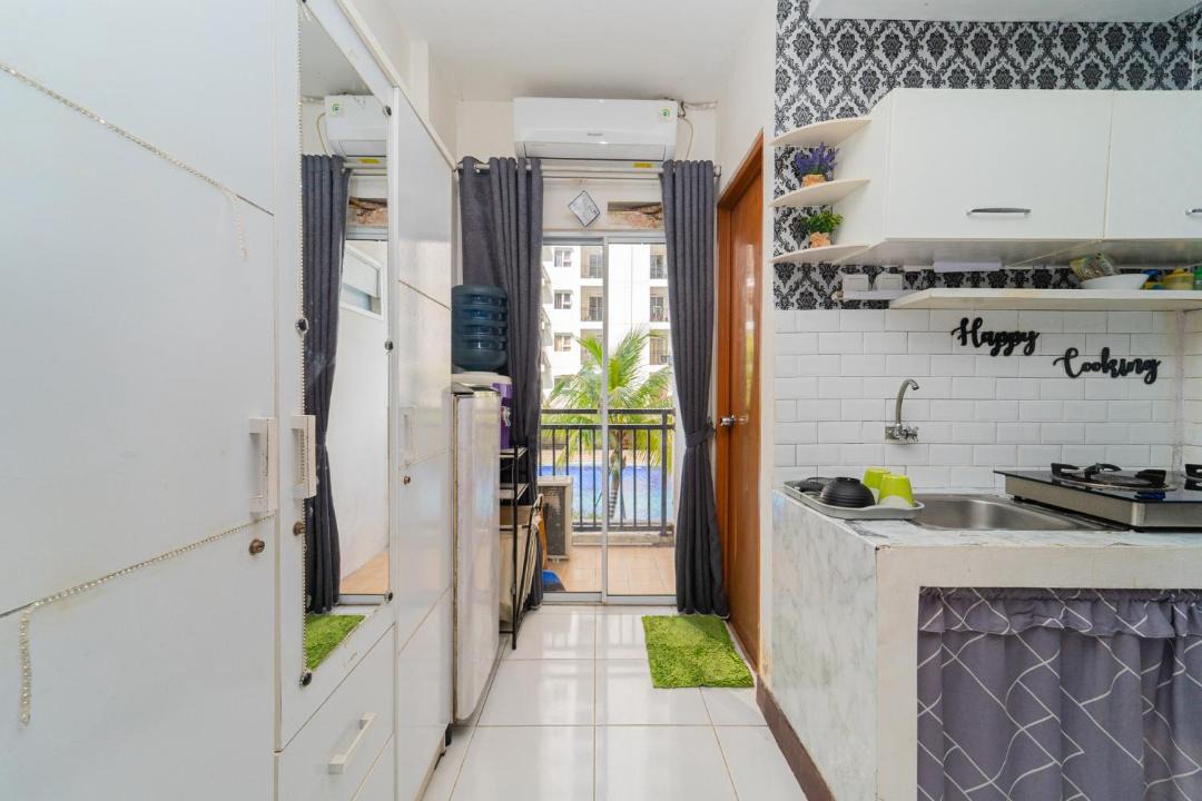 Depok Apartment | RedLiving Apartemen Cinere Resort - Gold Room