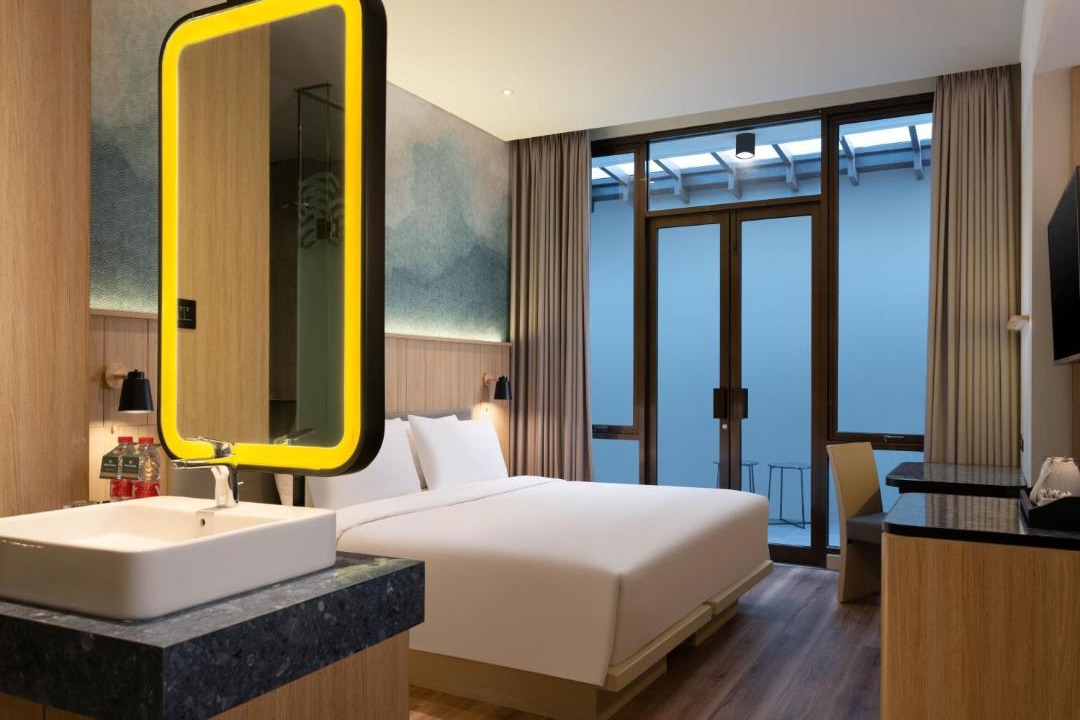 Bandung Hotel | Hotel Santika PasirKaliki