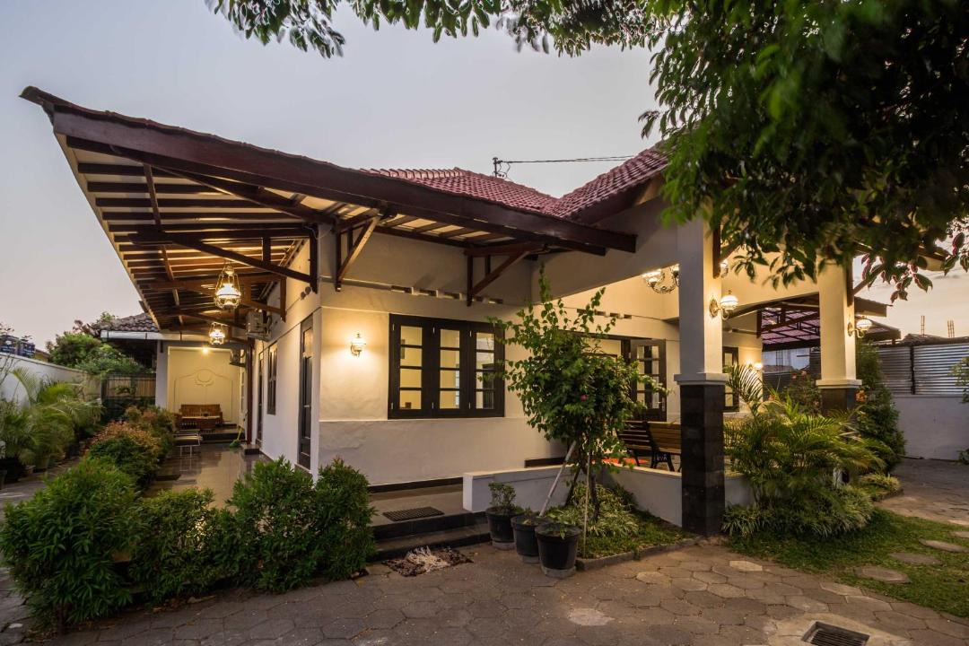 Central Yogyakarta House | Ndalem Sarengat