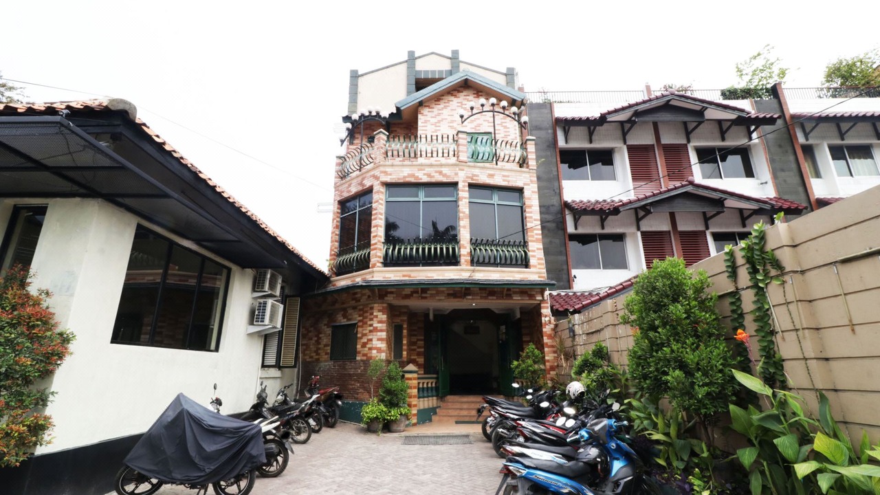 Photo of Buildings in Palmerah