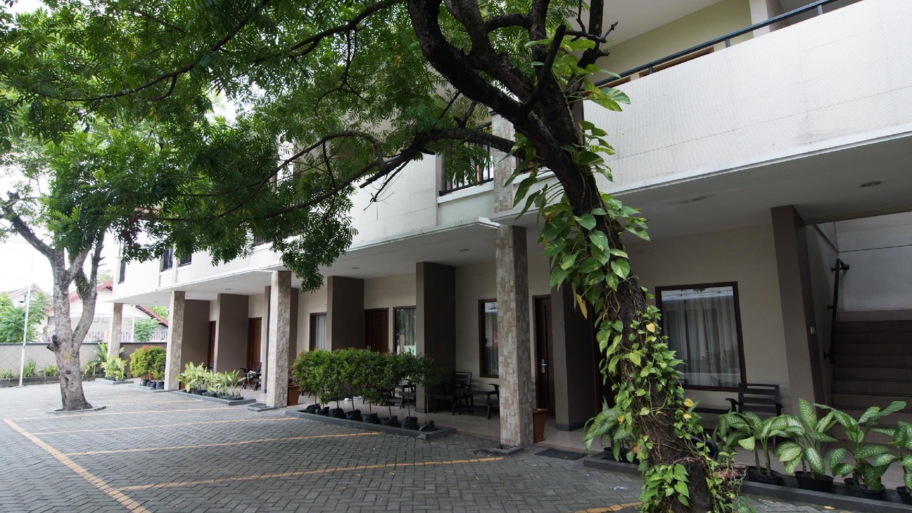 Photo of Buildings in Cepu