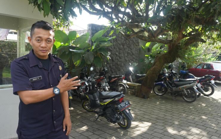 Photo of Human In Picture in Jember