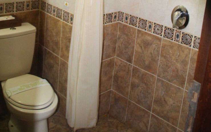 Photo of Bathroom in Cepu