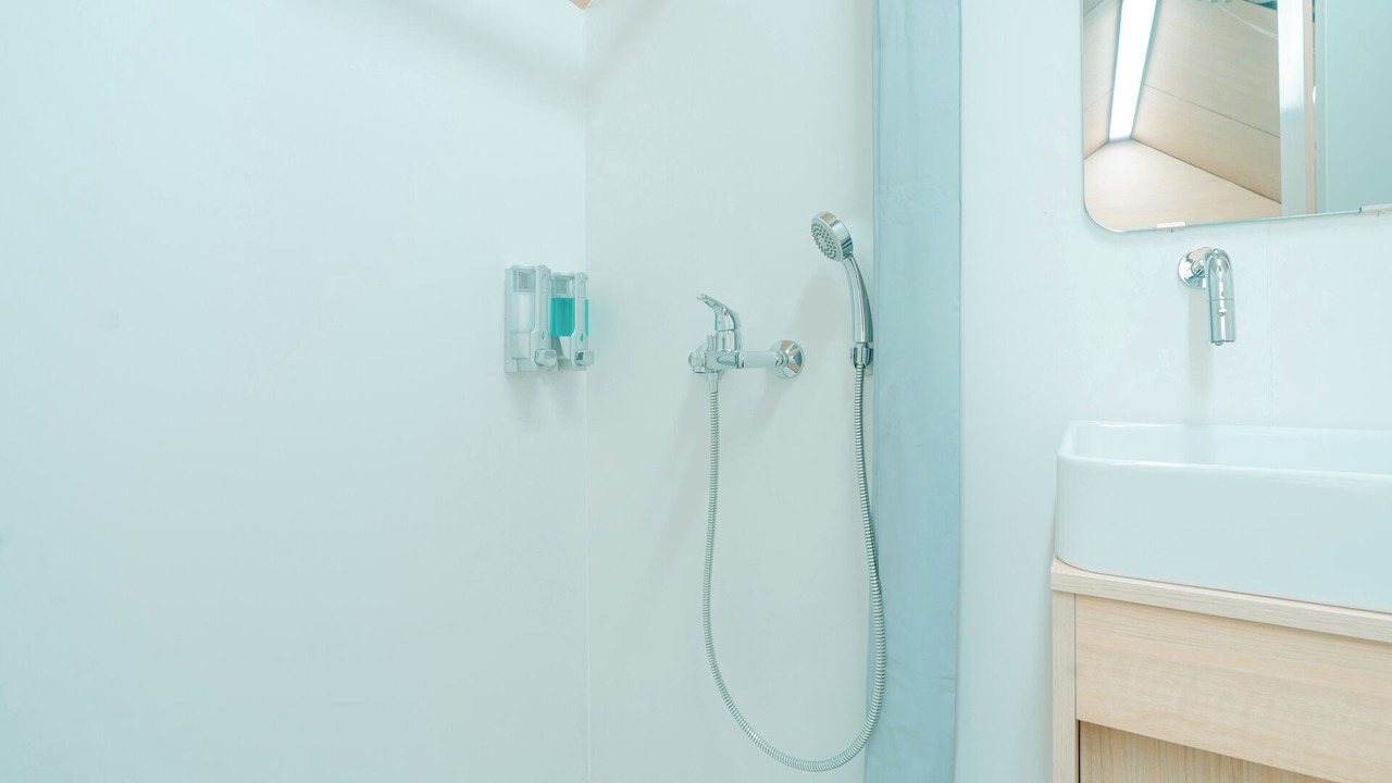 Photo of Bathroom in Cisarua