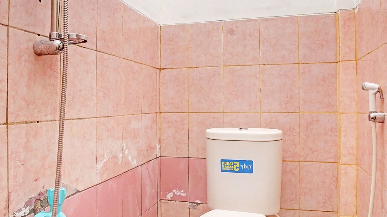 Photo of Bathroom in Tunggal Warga