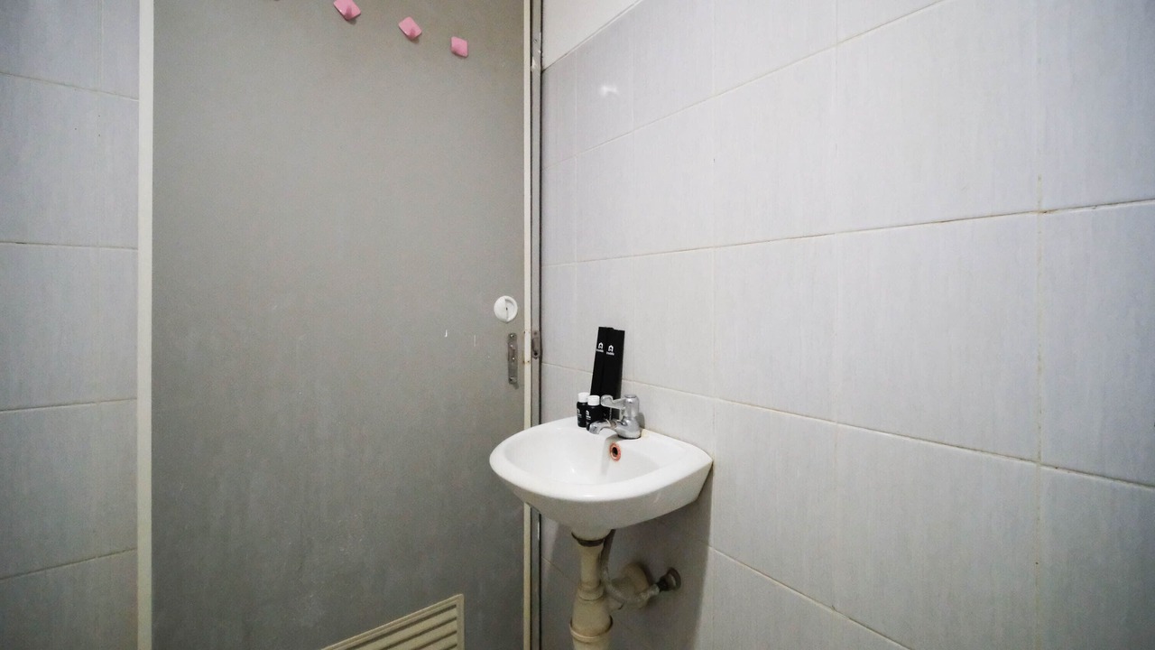 Photo of Bathroom in Surabaya