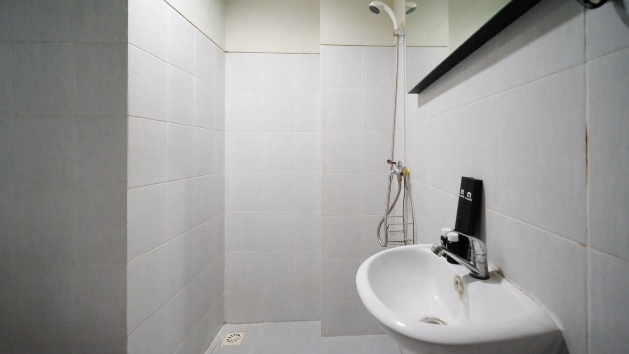 Photo of Bathroom in Surabaya
