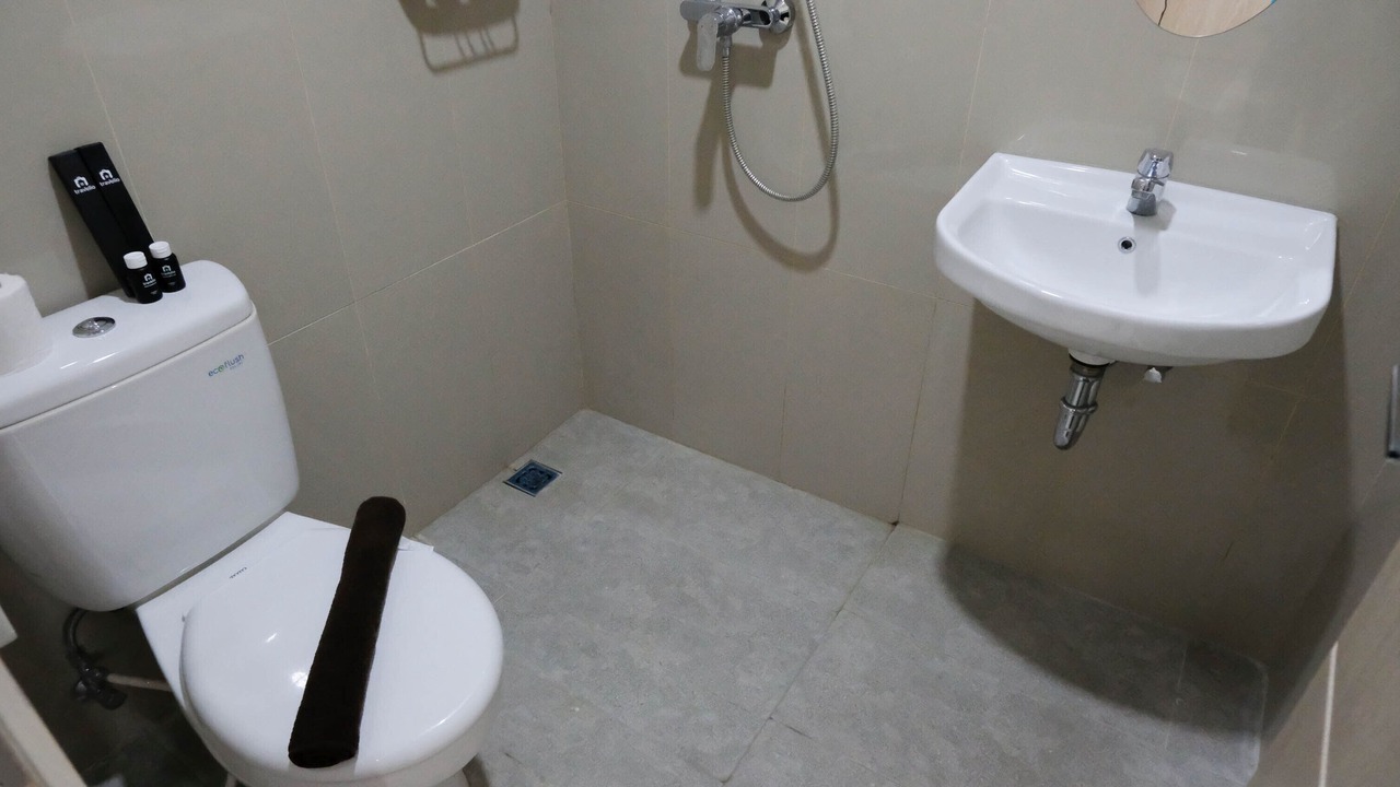 Photo of Bathroom in Surabaya