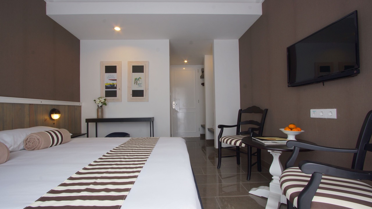 Photo of Bedroom in Sunset Road