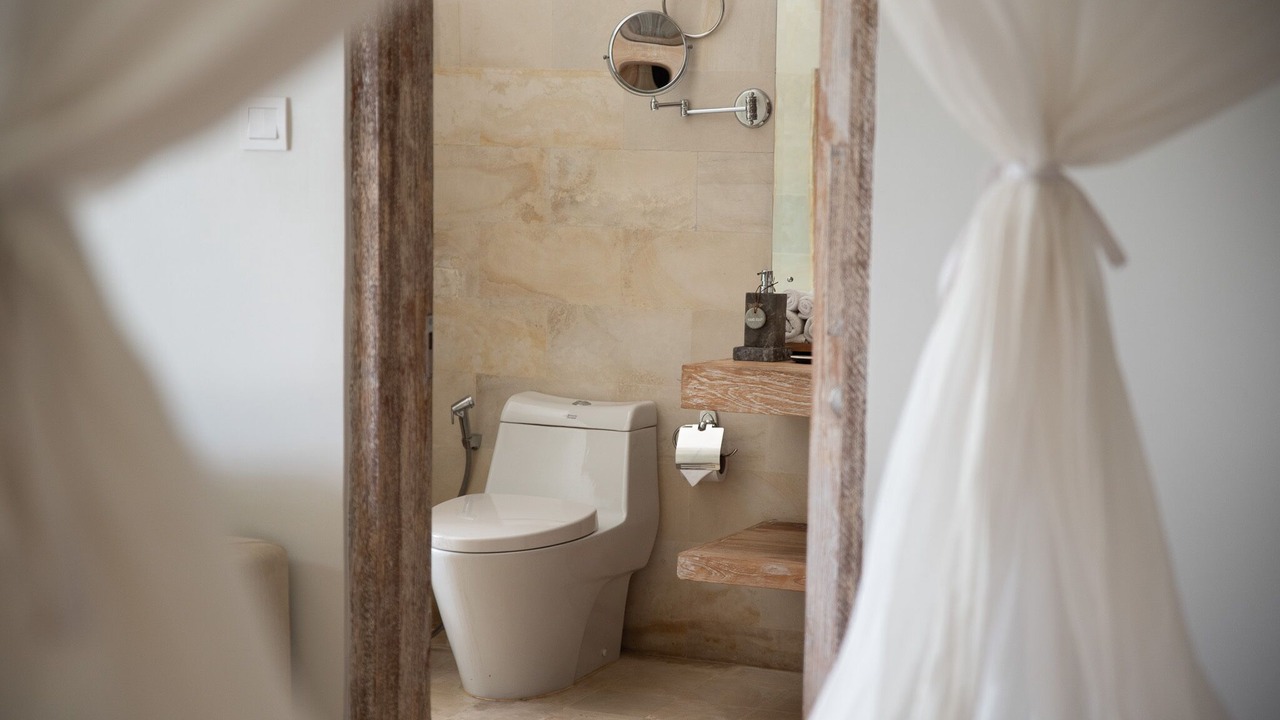 Photo of Bathroom in Petulu