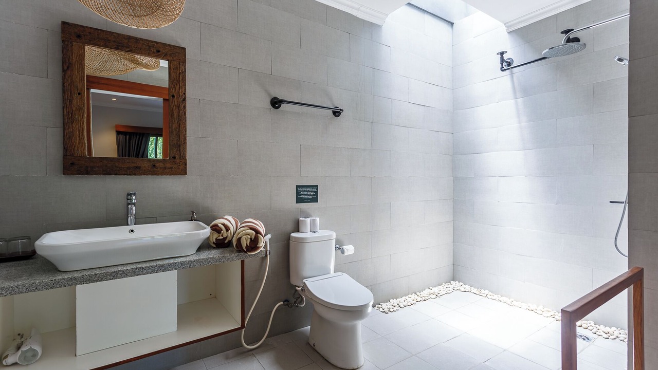 Photo of Bathroom in Tibubeneng