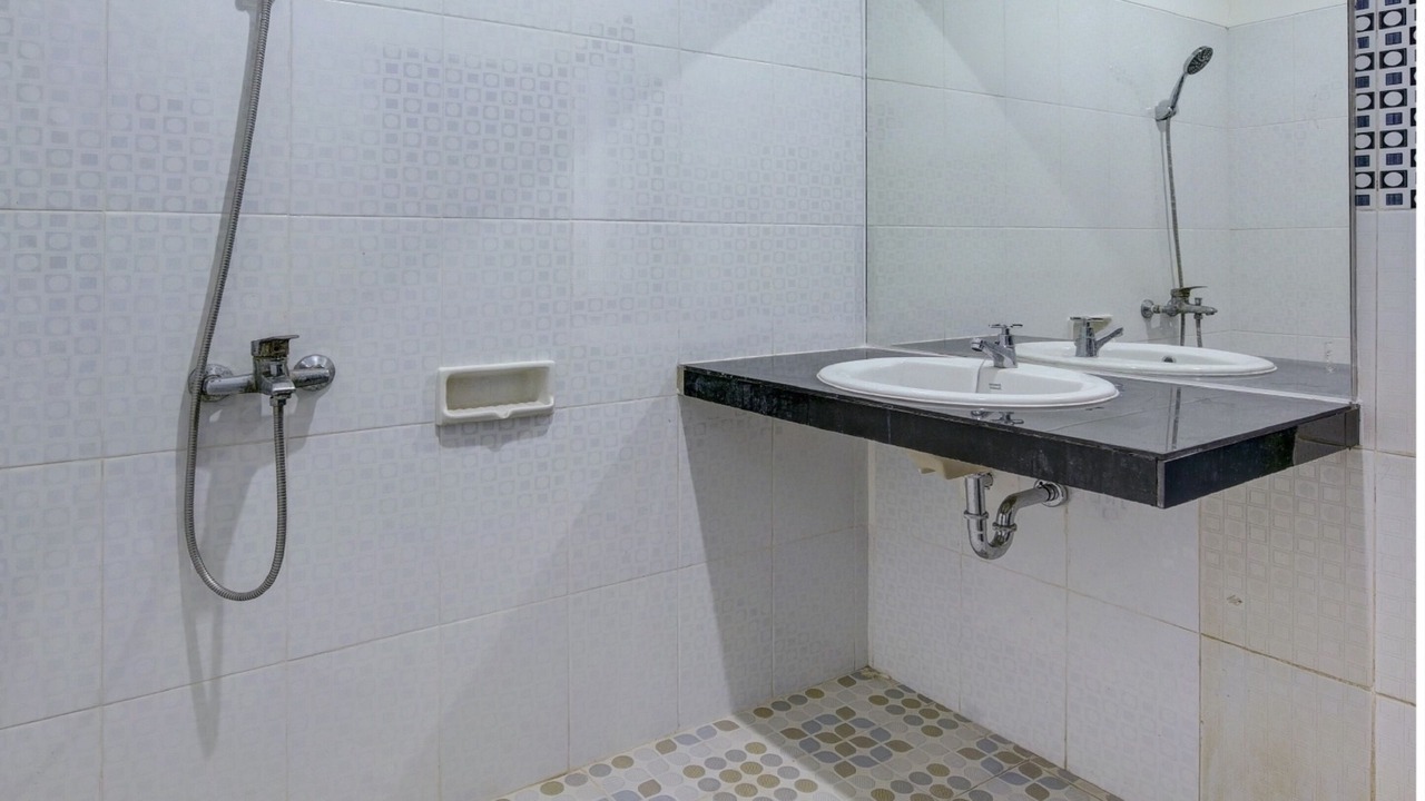 Photo of Bathroom in Padang