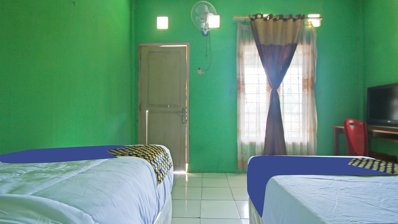 Photo of Bedroom in Muaraburnai