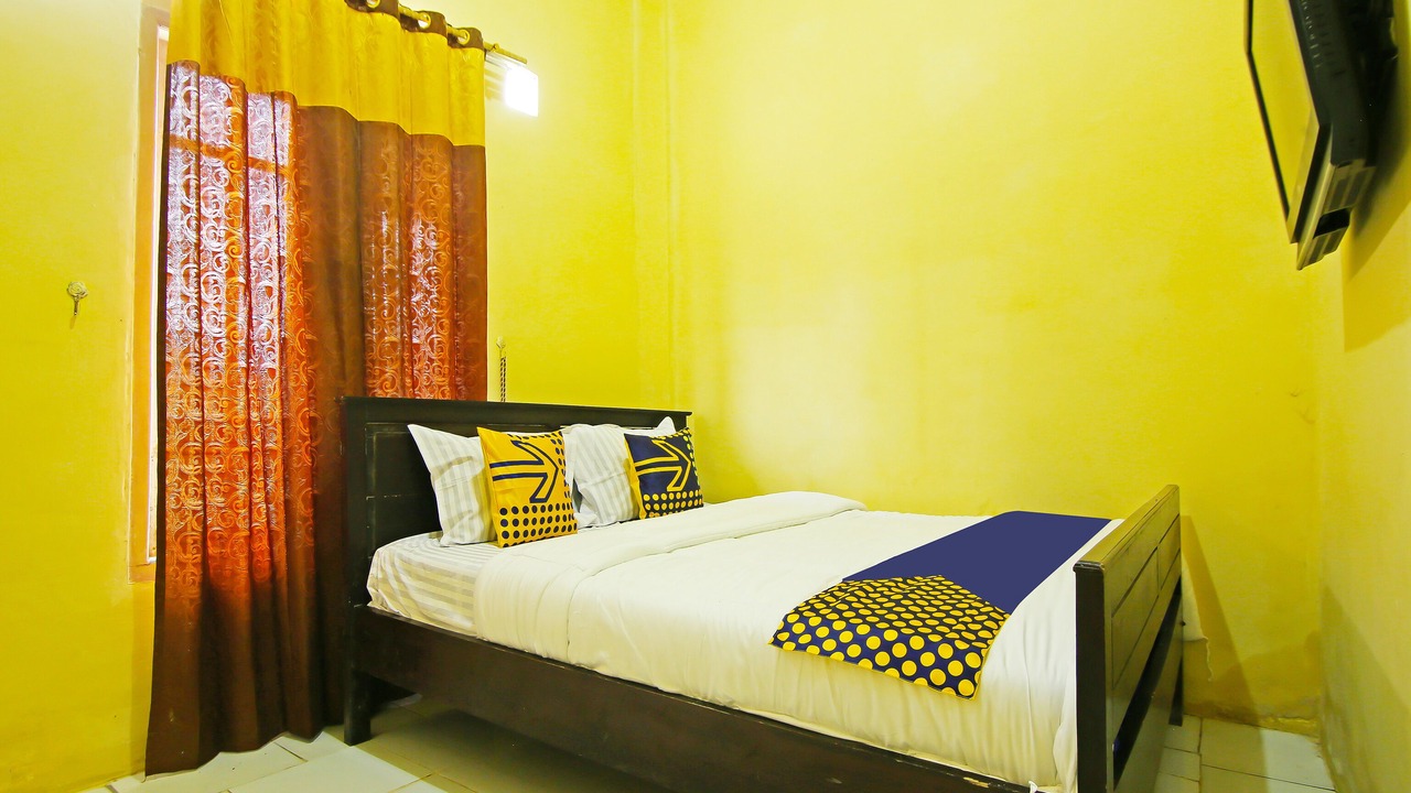 Photo of Bedroom in Muaraburnai