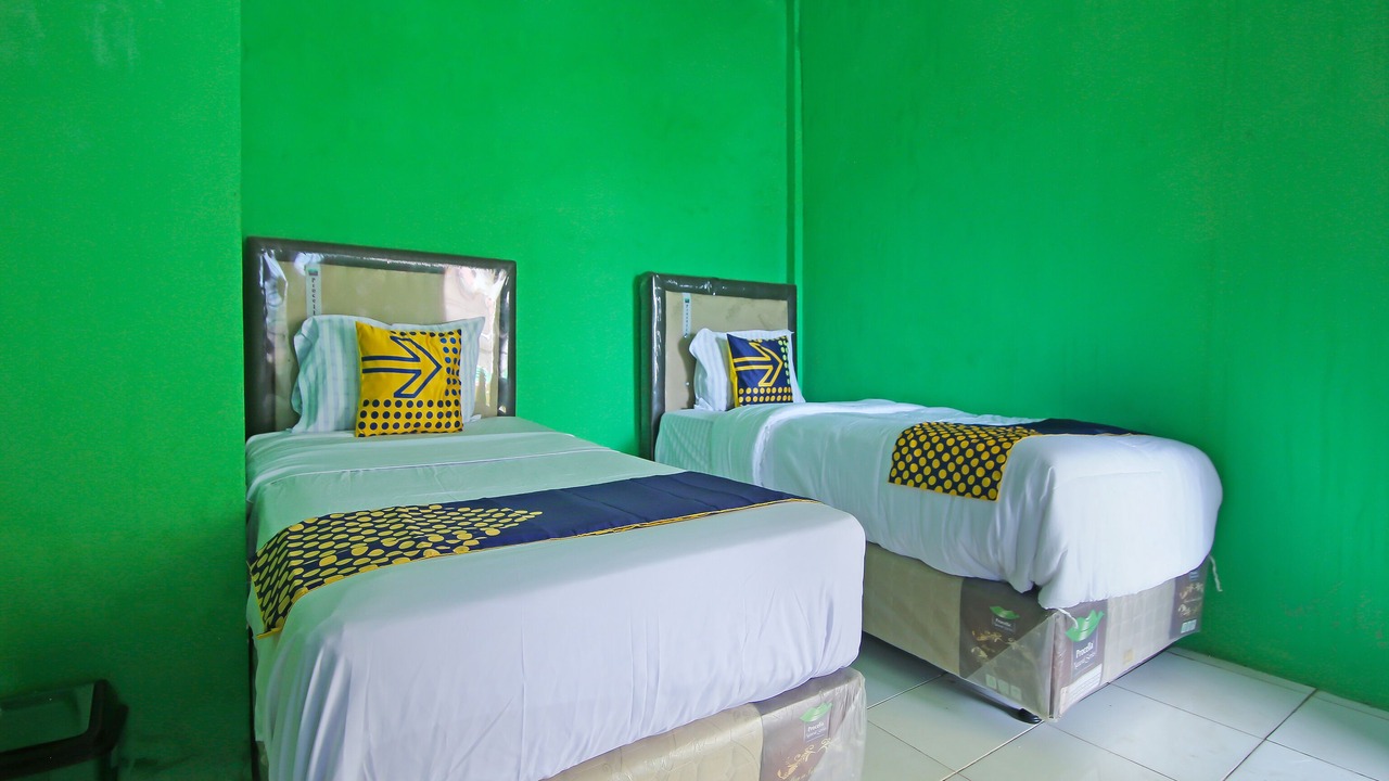 Photo of Bedroom in Muaraburnai
