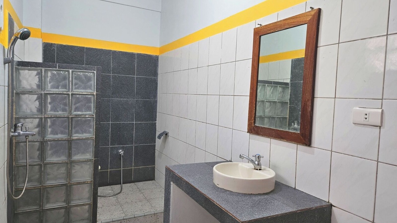 Photo of Bathroom in Simanindo