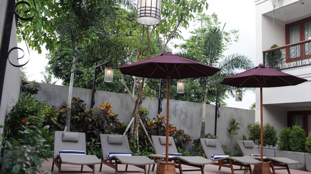 Photo of Outdoor in Sunset Road