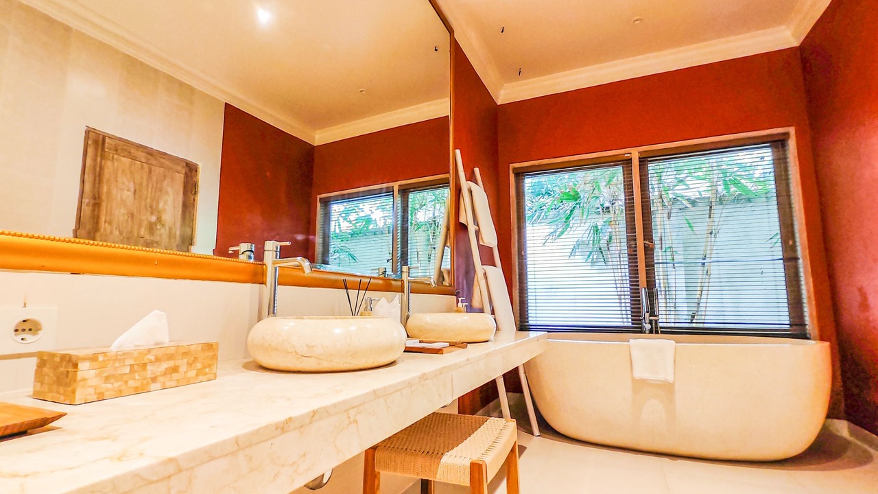 Photo of Bathroom in Laksmana