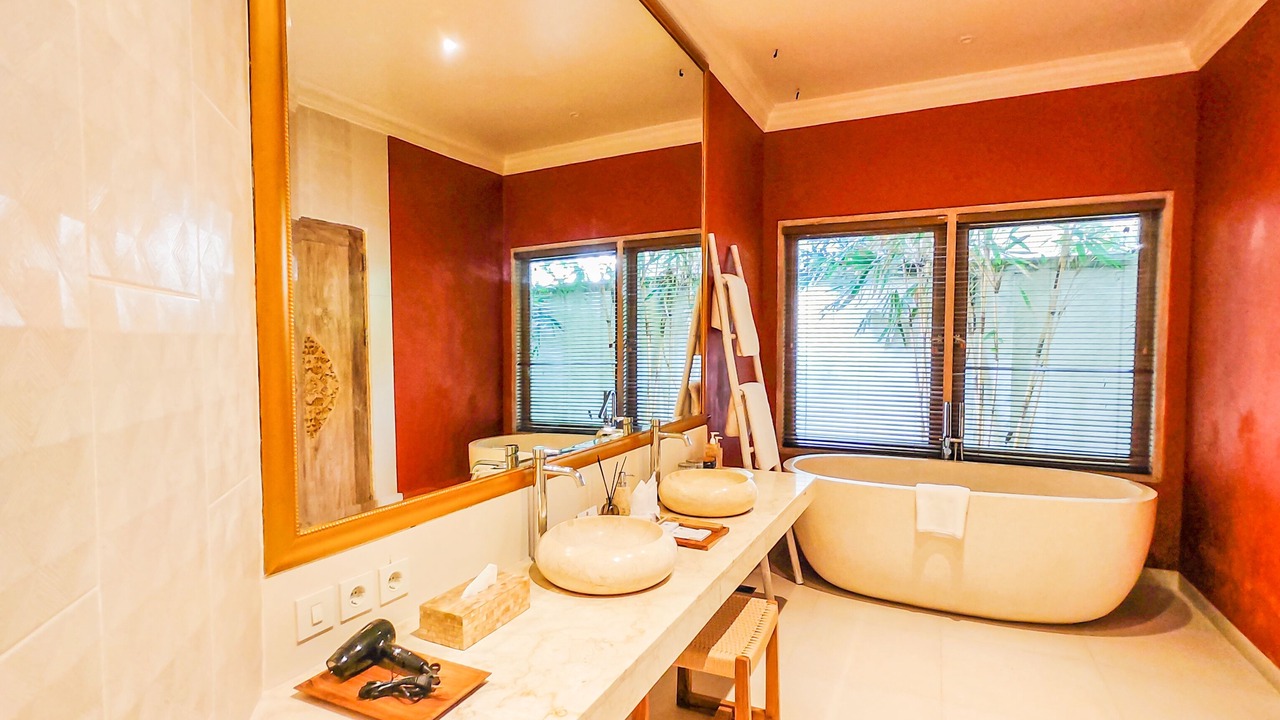 Photo of Bathroom in Laksmana