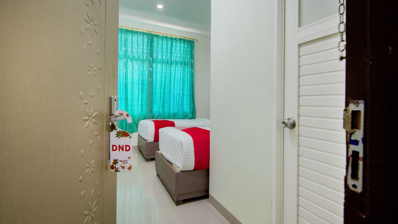Photo of Bedroom in Pangururan