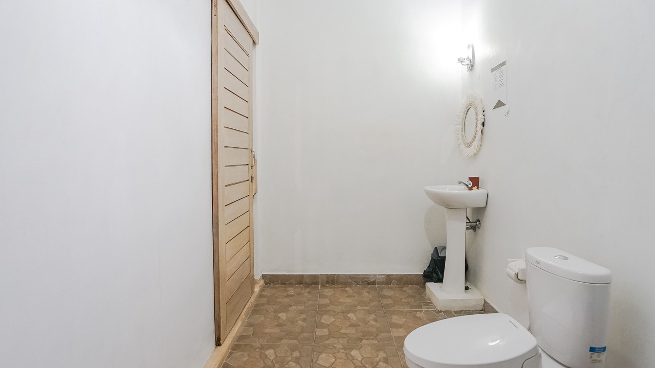 Photo of Bathroom in Batu Bolong
