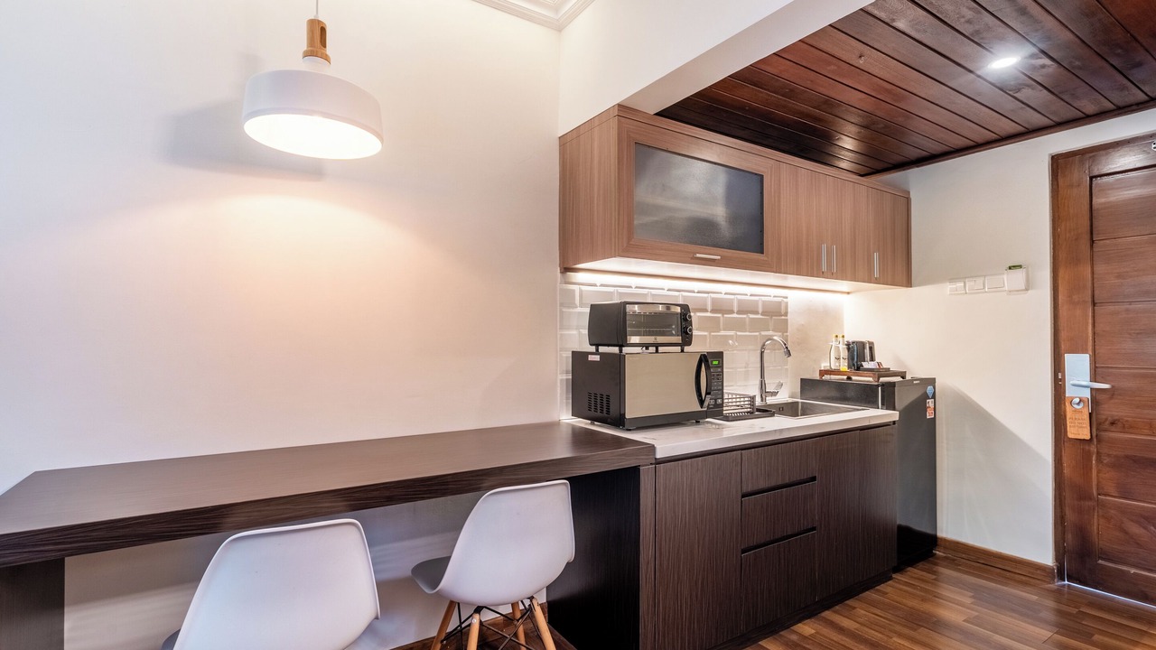 Photo of Bedroom in Kartika Plaza