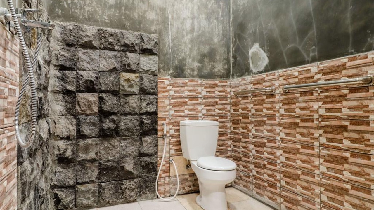 Photo of Bathroom in Malioboro