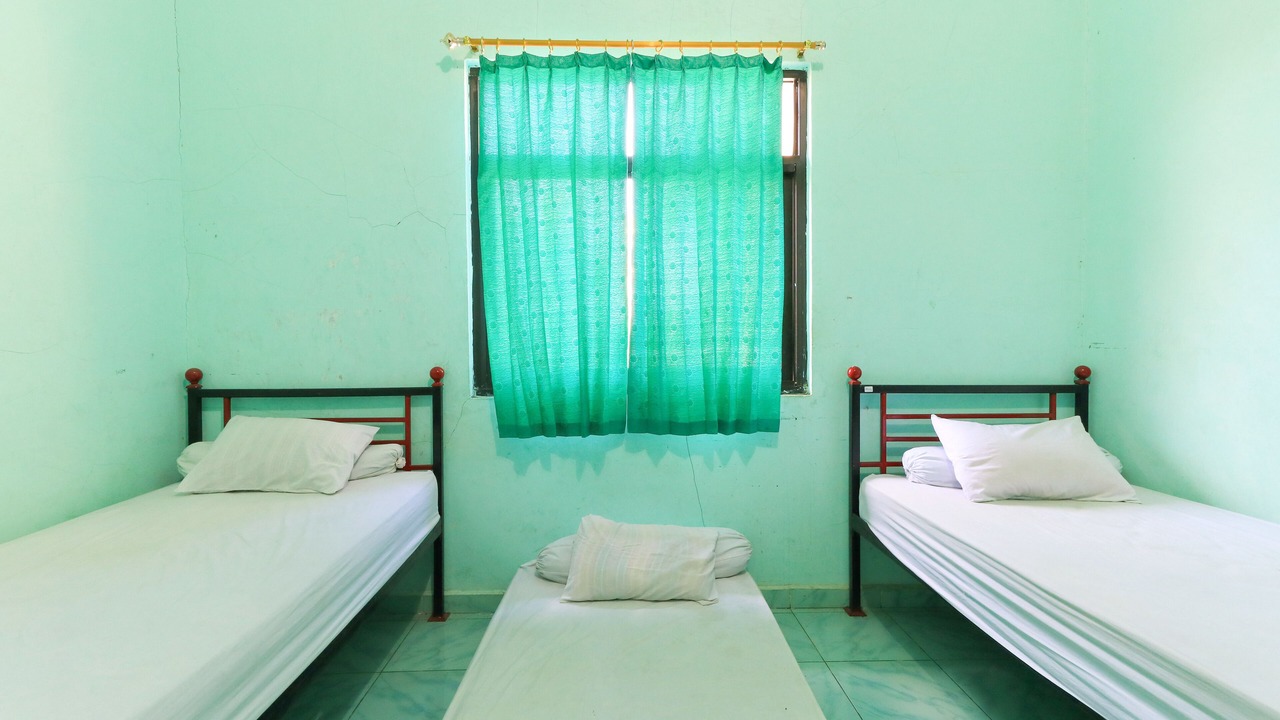 Photo of Bedroom in Biringkanya