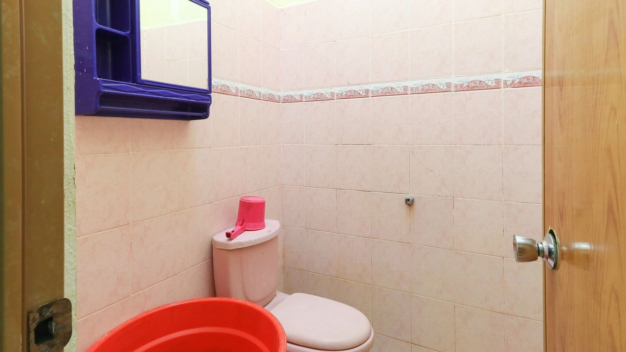 Photo of Bathroom in Biringkanya